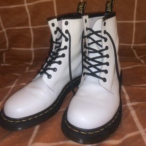 White, Dr. Martens, women’s US standard size 9. o